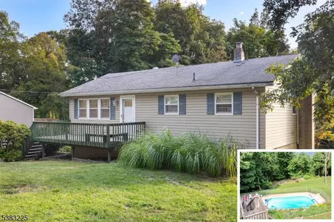 71 Panorama Dr, Sussex, NJ 07461