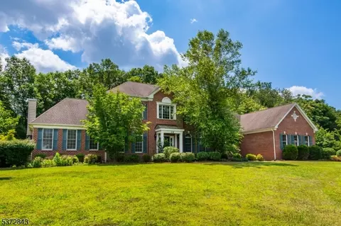 Exterior - 18 High Ridge Ln, Frankford, NJ 07822 photo 2 of 3