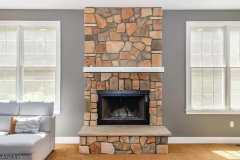 Living - 18 High Ridge Ln, Frankford, NJ 07822 photo 4 of 6