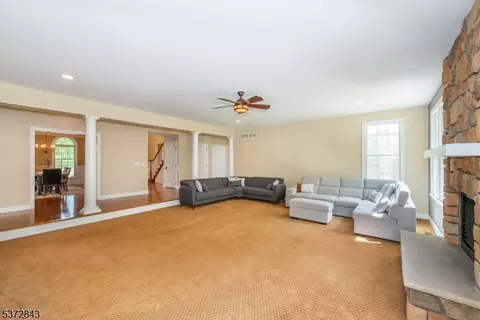 Living - 18 High Ridge Ln, Frankford, NJ 07822 photo 6 of 6
