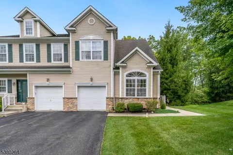 63 Congressional Blvd, Washington, NJ 07882