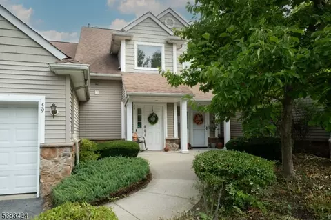 59 Bourne Ci, Hamburg, NJ 07419