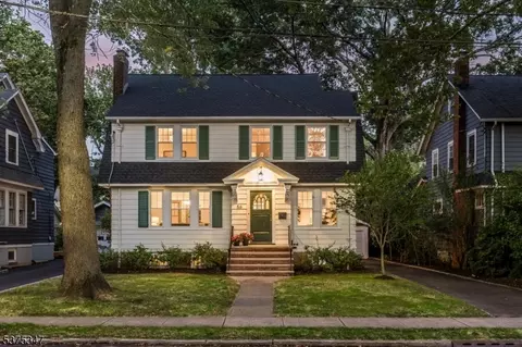 56 Headley Pl, Maplewood, NJ 07040