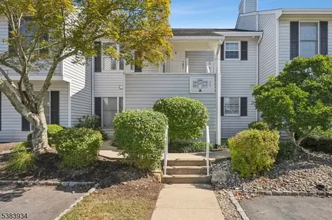 380 Burdock Ct, Three Bridges, NJ 08887