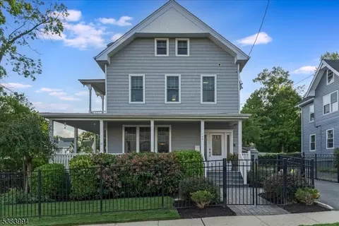 149 Walnut St, Montclair, NJ 07042 photo 3