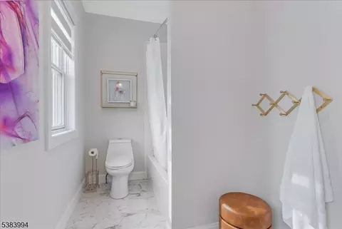 149 Walnut St, Montclair, NJ 07042 photo 25