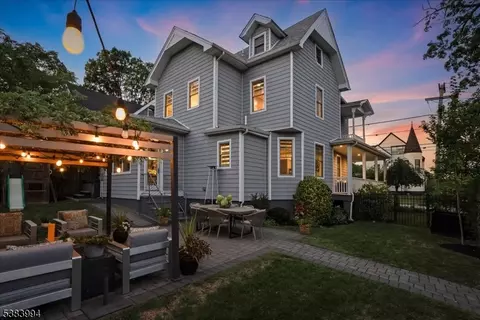 149 Walnut St, Montclair, NJ 07042 photo 2