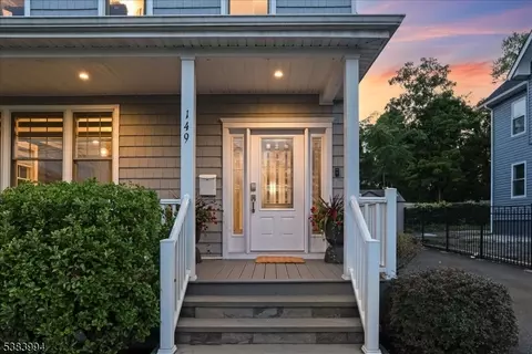 149 Walnut St, Montclair, NJ 07042 photo 38