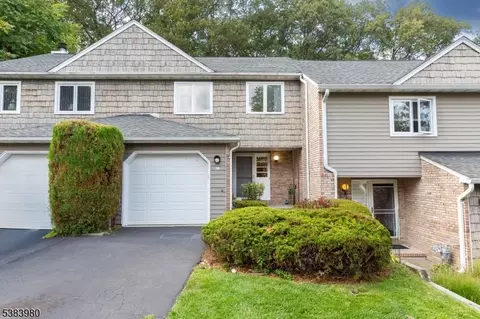59 Continental Rd #59, Morris Plains, NJ 07950