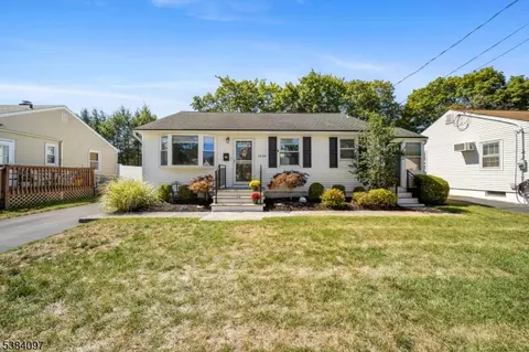 1438 Washington Ave, Pompton Lakes, NJ 07442
