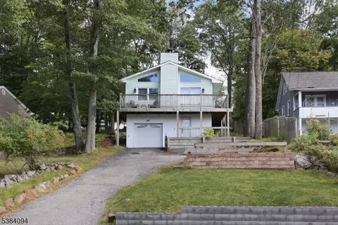 485 River Styx Rd, Hopatcong, NJ 07843