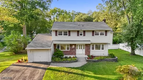 45 Deer Path Dr, Flanders, NJ 07836