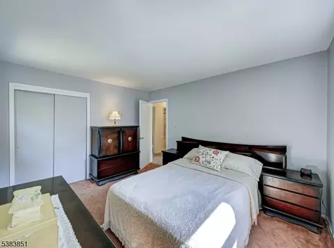 4 S Hampton Ct, Flemington, NJ 08822 photo 17