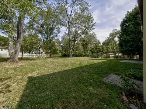 4 S Hampton Ct, Flemington, NJ 08822 photo 29