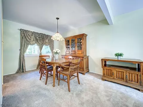 4 S Hampton Ct, Flemington, NJ 08822 photo 7