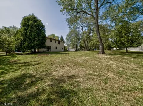 4 S Hampton Ct, Flemington, NJ 08822 photo 28