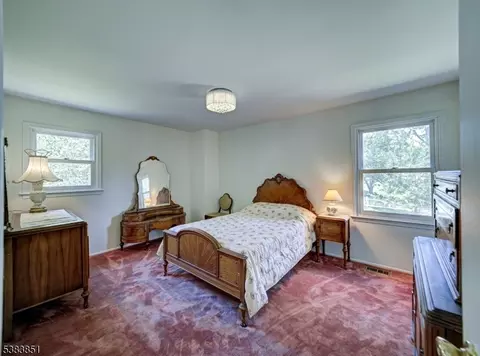 4 S Hampton Ct, Flemington, NJ 08822 photo 13