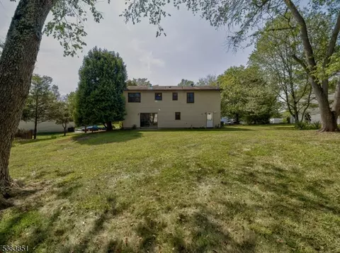 4 S Hampton Ct, Flemington, NJ 08822 photo 27