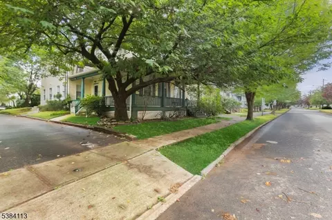 380 Seminary Ave, Rahway, NJ 07065