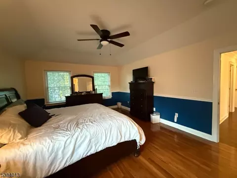 531 Harris Ave, Middlesex, NJ 08846 photo 5