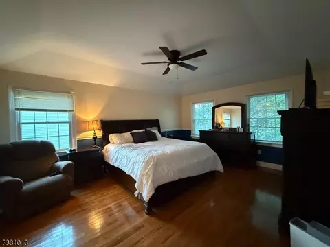 531 Harris Ave, Middlesex, NJ 08846 photo 6