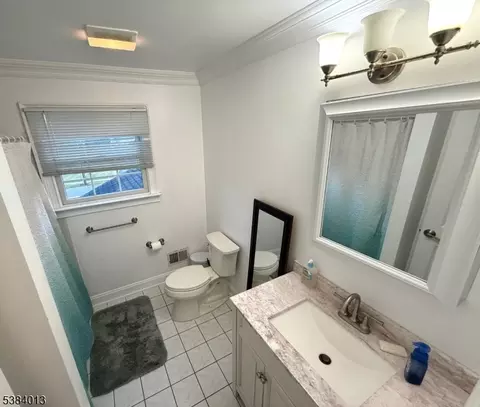 531 Harris Ave, Middlesex, NJ 08846 photo 7