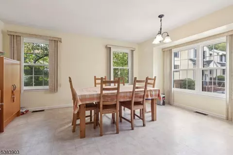 3606 Spring Brook Dr, Edison, NJ 08820 photo 12