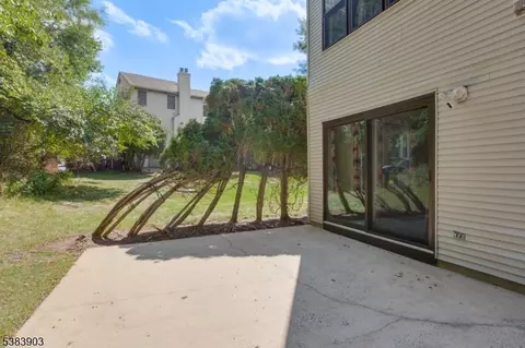 3606 Spring Brook Dr, Edison, NJ 08820 photo 25