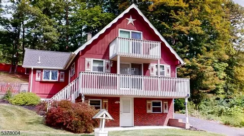 14 Cove Ln, Sussex, NJ 07461