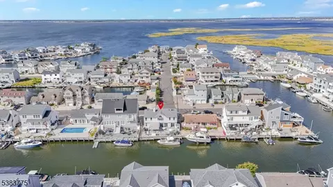 366 Fort Meyers Ct, Lavallette, NJ 08735
