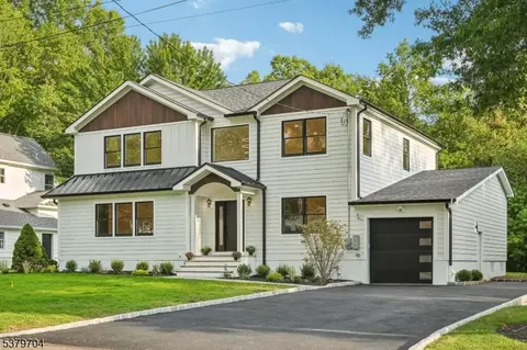 21 Walton Ave, New Providence, NJ 07974