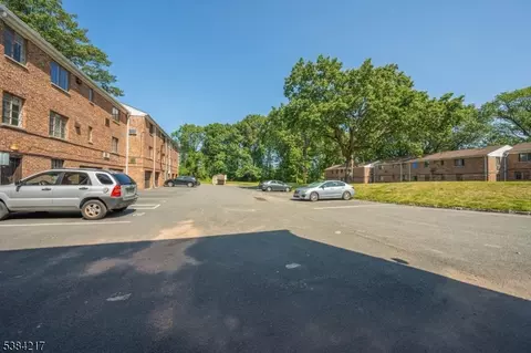 85 Troy Dr # B, Springfield, NJ 07081 photo 29