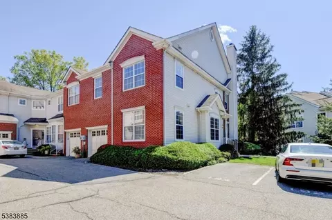 193 Crown Point Rd #193, Parsippany-troy Hills Twp, NJ 07054