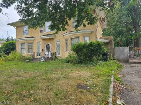 610 Darrow Ave, Plainfield, NJ 07060