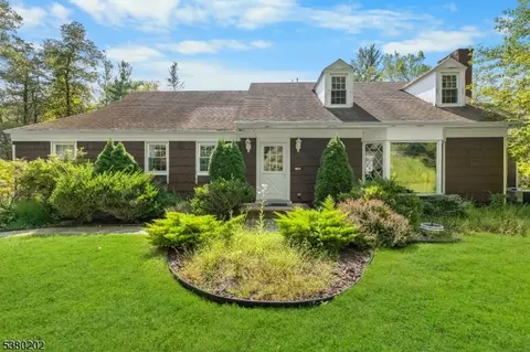 2072 Arbor Way, Martinsville, NJ 08836