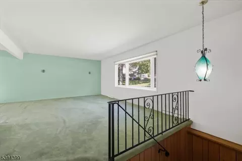 34 Berry Dr, Wayne, NJ 07470 photo 5