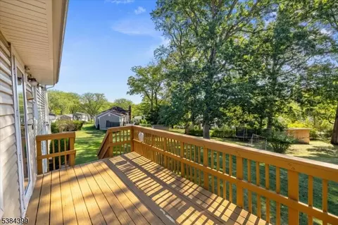 34 Berry Dr, Wayne, NJ 07470 photo 12
