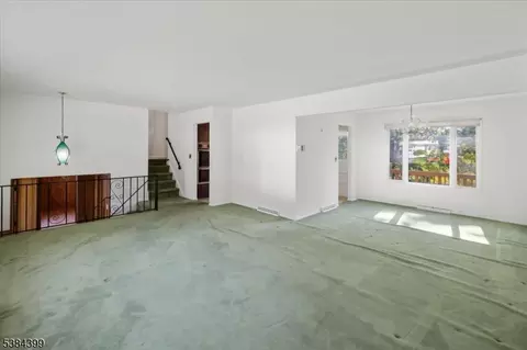 34 Berry Dr, Wayne, NJ 07470 photo 7