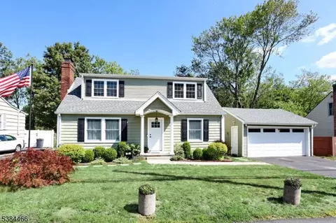 26 Skyline Lake Dr, Ringwood, NJ 07456