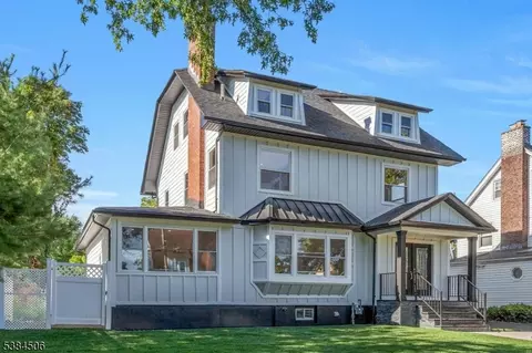 12 Irving St, Montclair, NJ 07042