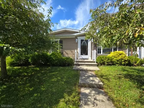 93 Mt Pleasant #14, Dover, NJ 07801