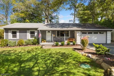 15 Upper High Crest Dr, West Milford, NJ 07480