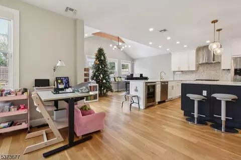 16 Edison Dr, Summit, NJ 07901 photo 21