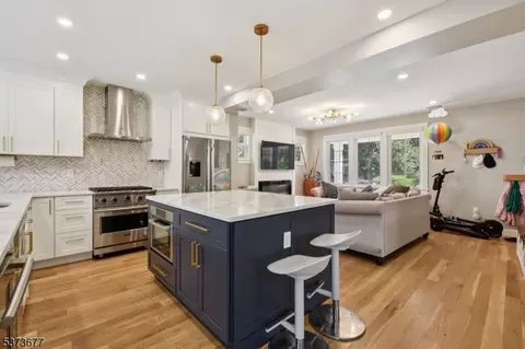 16 Edison Dr, Summit, NJ 07901 photo 10