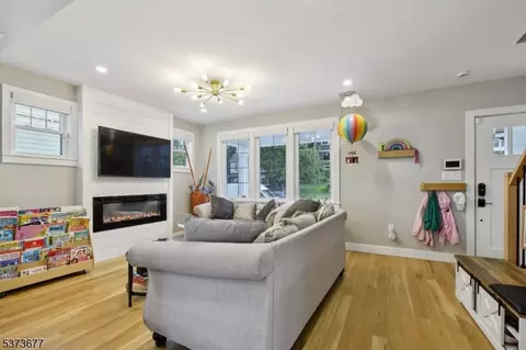 16 Edison Dr, Summit, NJ 07901 photo 7
