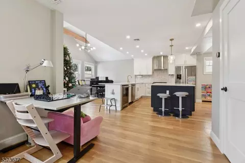 16 Edison Dr, Summit, NJ 07901 photo 22