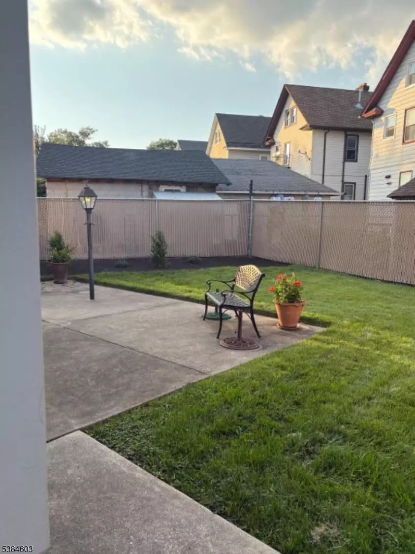  515 Pennington St, Elizabeth, NJ 07202 photo 9