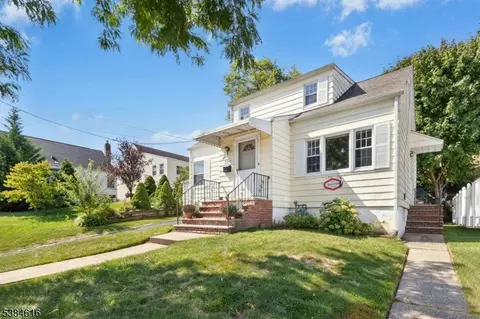 526 Robinson Ter, Union, NJ 07083