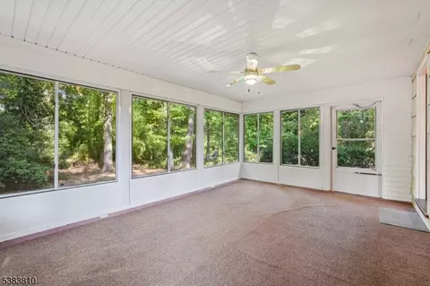 10 Hilltop Ter, Wayne, NJ 07470 photo 20