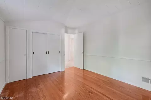 10 Hilltop Ter, Wayne, NJ 07470 photo 27